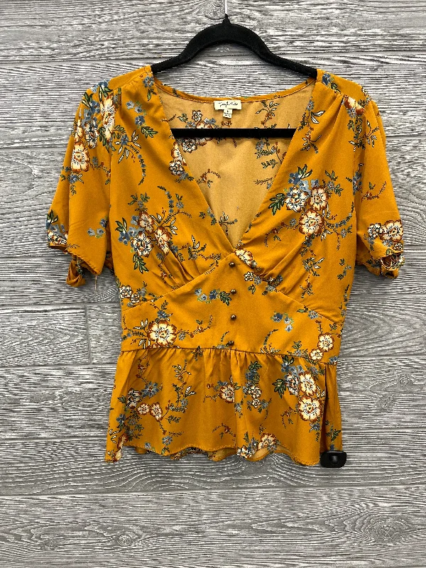 Blouse Short Sleeve By Lily White In Yellow, Size: M