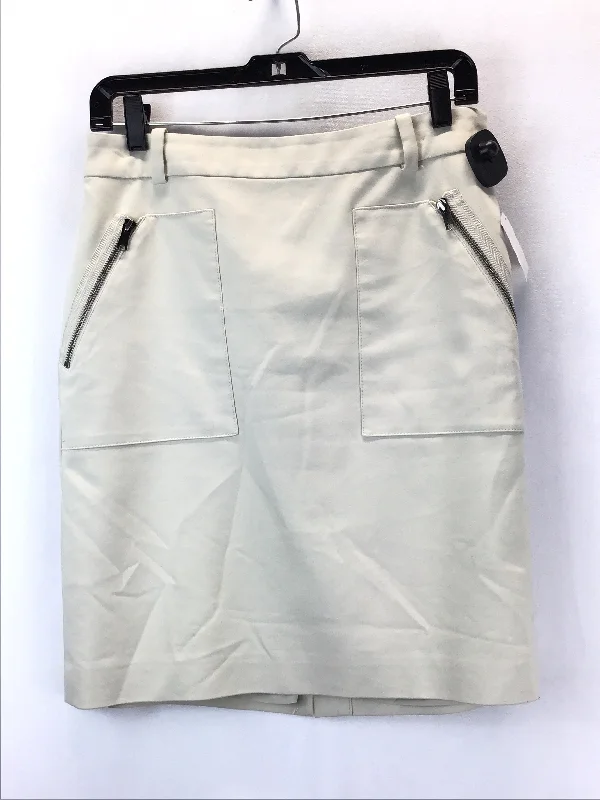 Skirt Mini & Short By Ann Taylor  Size: 6petite