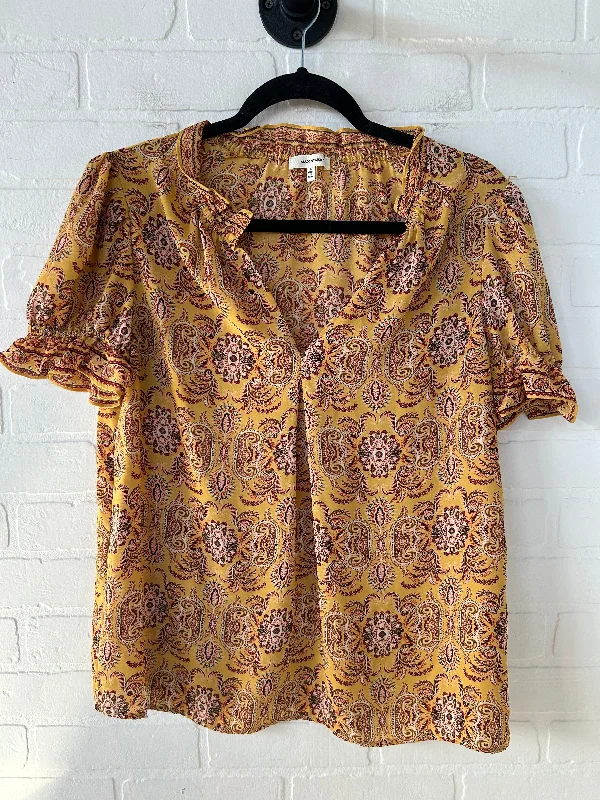 Top Short Sleeve By Max Studio In Yellow, Size: M